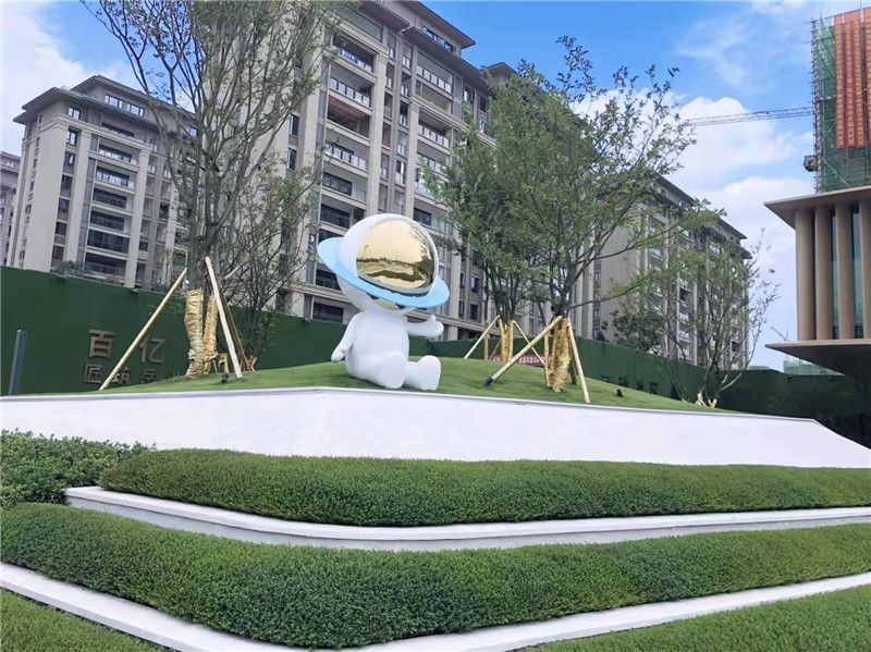 玻璃钢雕塑工艺制作流程 玻璃钢雕塑的制作方法有几类